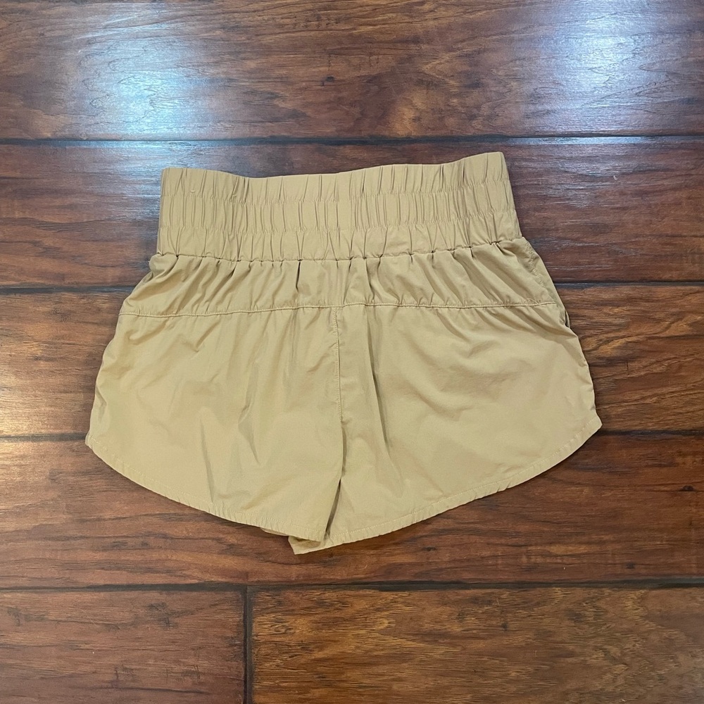 Joy Lab Tan High Rise Athletic Nylon Shorts Women’s Size Med Running Workout - Picture 2 of 7